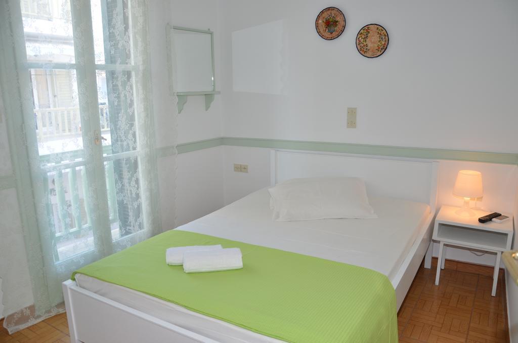 Aegli Rooms Tinos Room photo