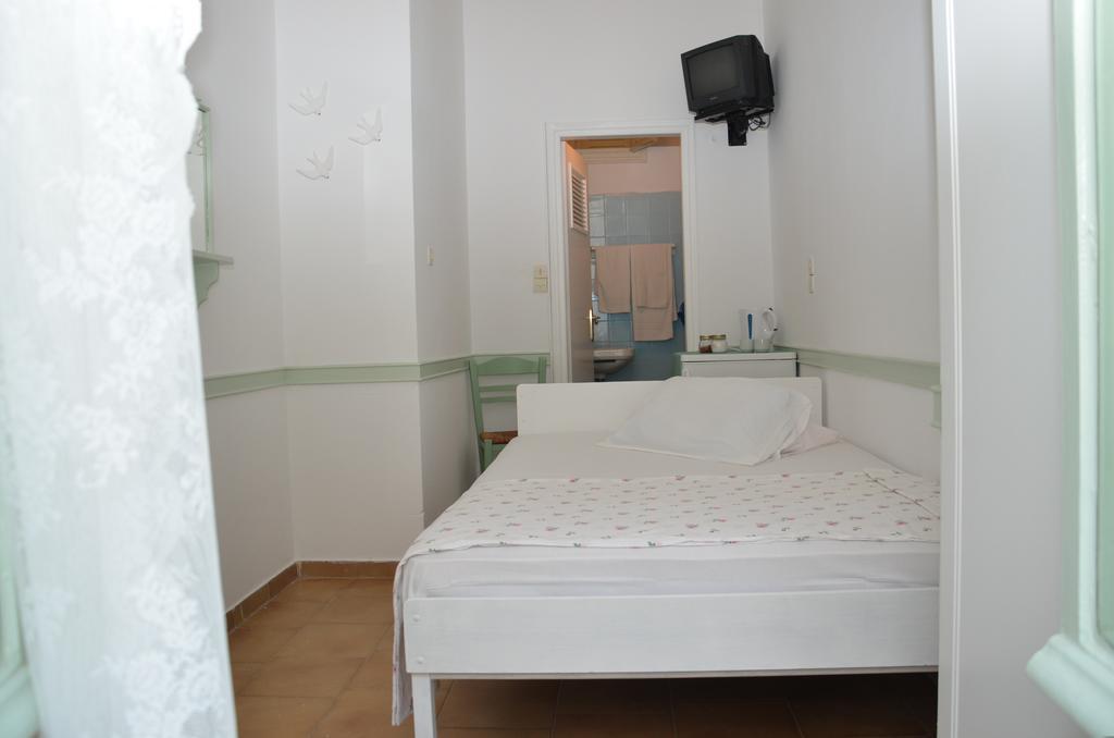 Aegli Rooms Tinos Room photo
