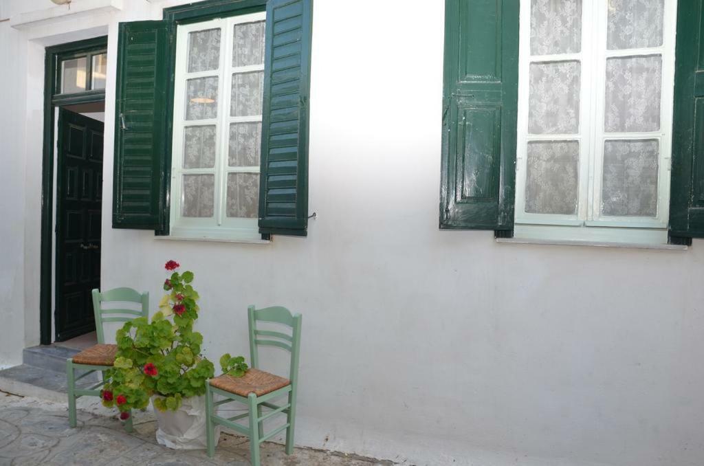 Aegli Rooms Tinos Exterior photo